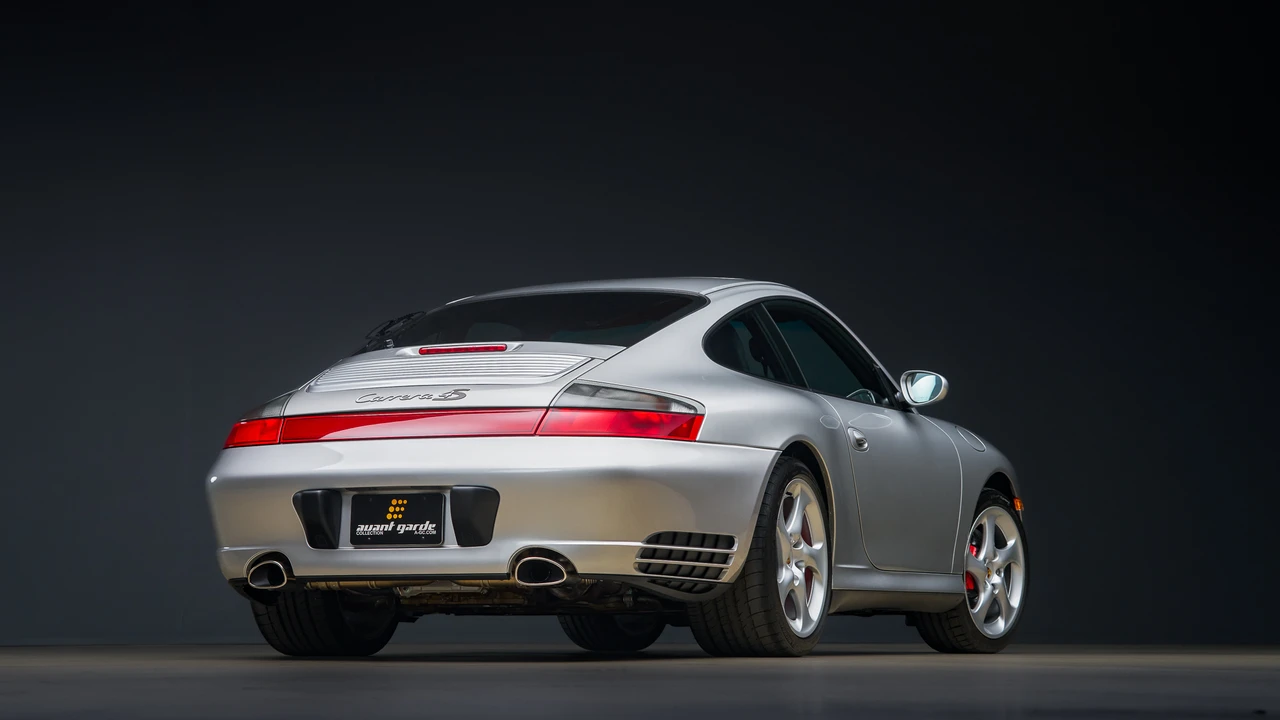 2002 Porsche 996 Carrera 4S - Image 9 of 31