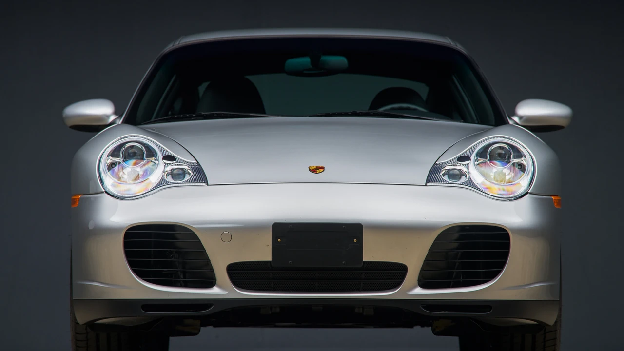 2002 Porsche 996 Carrera 4S - Image 24 of 31