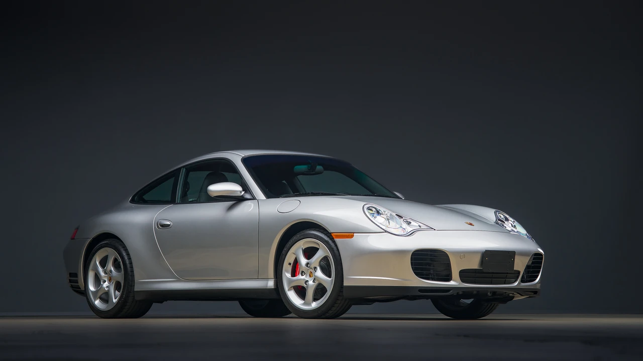 2002 Porsche 996 Carrera 4S - Image 12 of 31