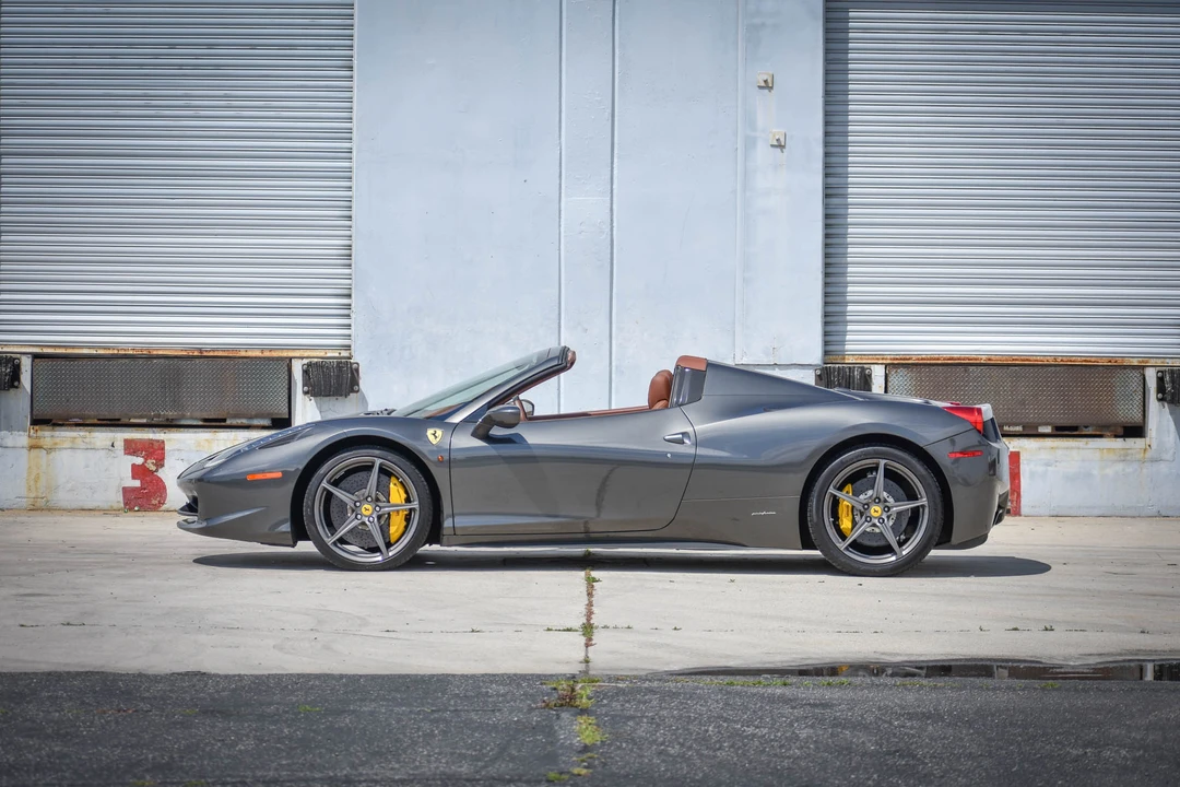 2012 Ferrari 458 Spider - Image 22 of 31
