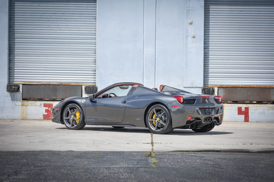 2012 Ferrari 458 Spider - Image 20 of 31