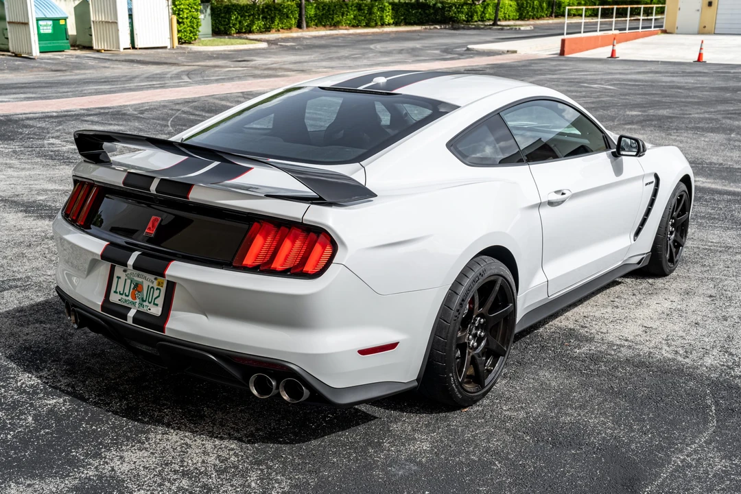 2017 Ford S550 Shelby Mustang GT350R - Image 6 of 31