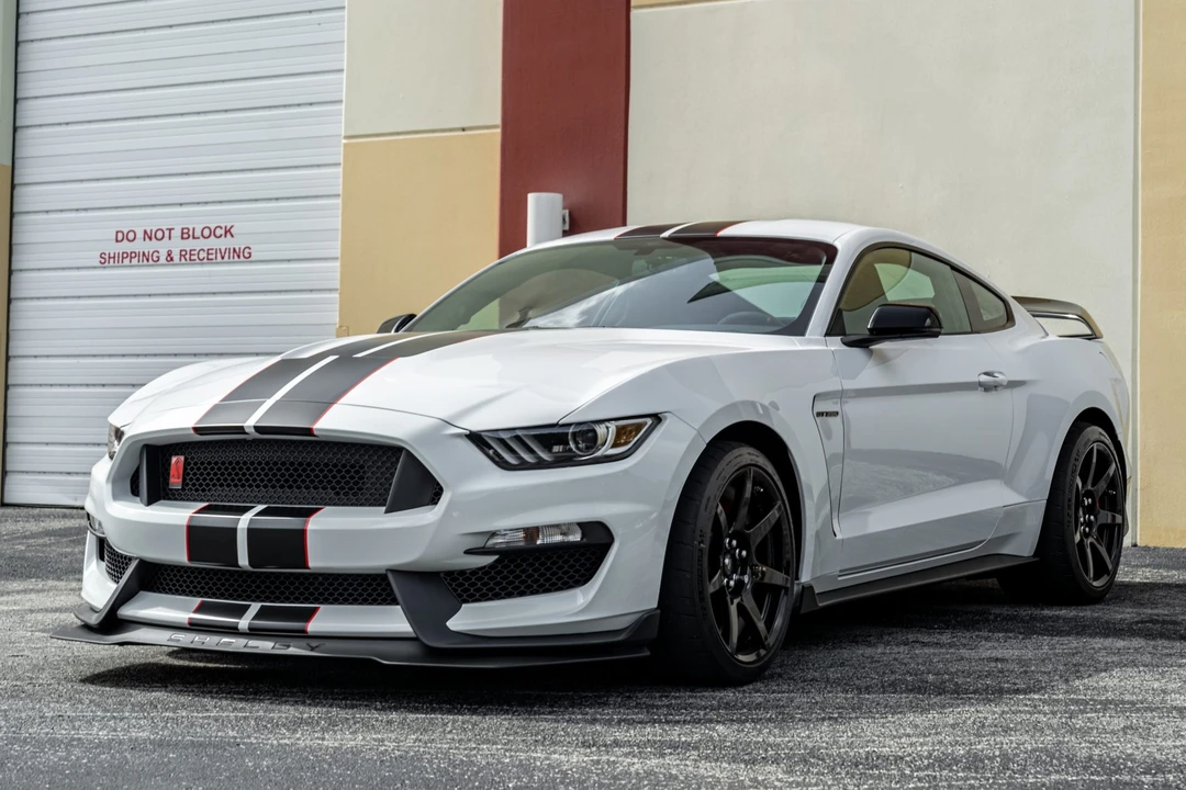 2017 Ford S550 Shelby Mustang GT350R - Image 1 of 31