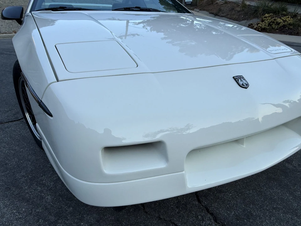 1988 Pontiac Fiero GT - Image 27 of 31