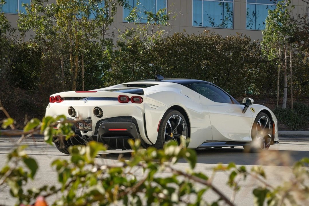 2023 Ferrari SF90 Stradale - Image 9 of 31