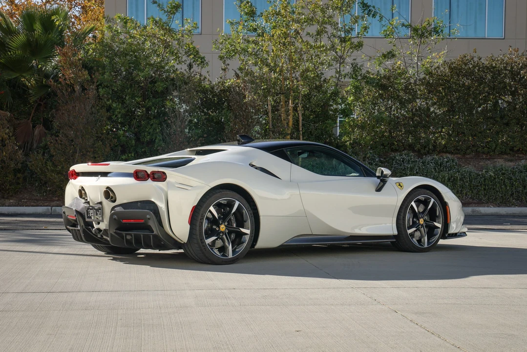 2023 Ferrari SF90 Stradale - Image 10 of 31
