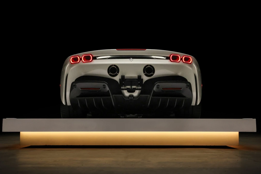 2023 Ferrari SF90 Stradale - Image 27 of 31