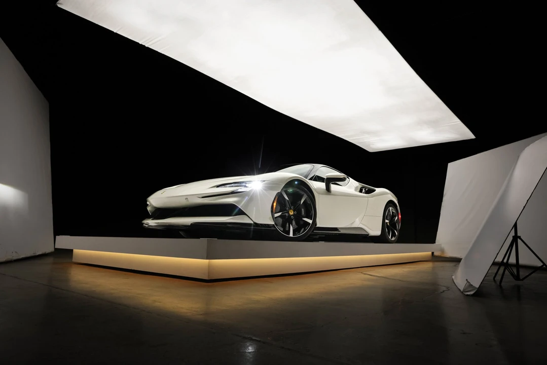 2023 Ferrari SF90 Stradale - Image 17 of 31