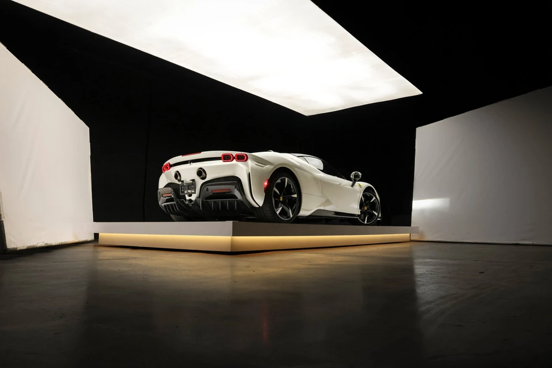 2023 Ferrari SF90 Stradale - Image 29 of 31