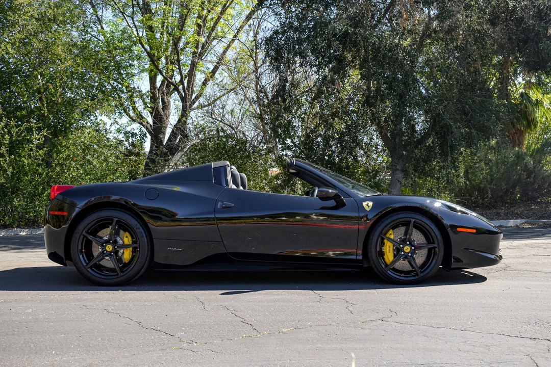 2014 Ferrari 458 Spider - Image 22 of 31
