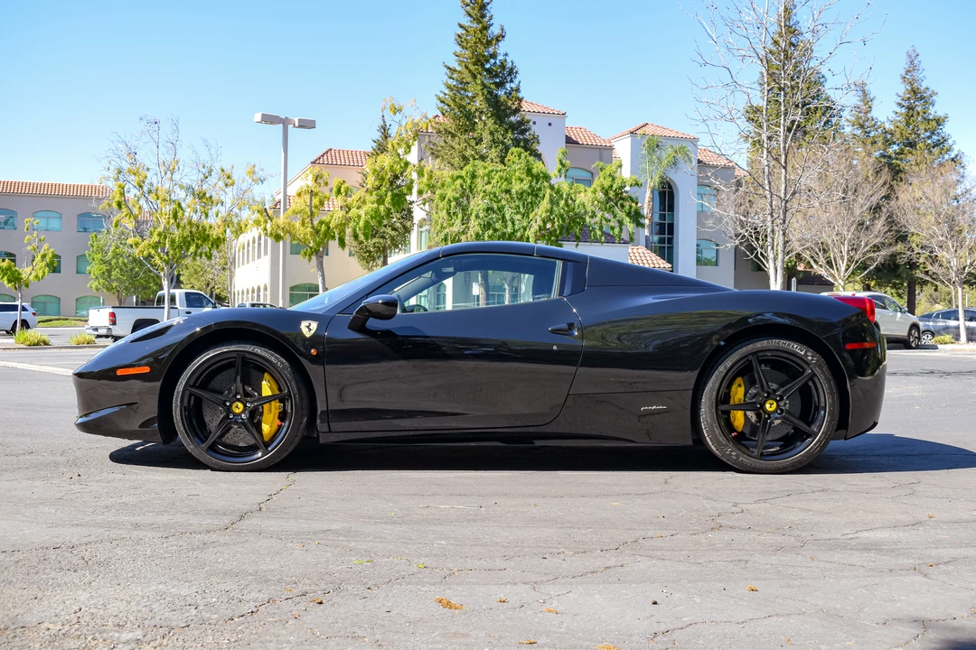 2014 Ferrari 458 Spider - Image 14 of 31