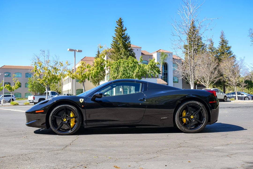 2014 Ferrari 458 Spider - Image 13 of 31