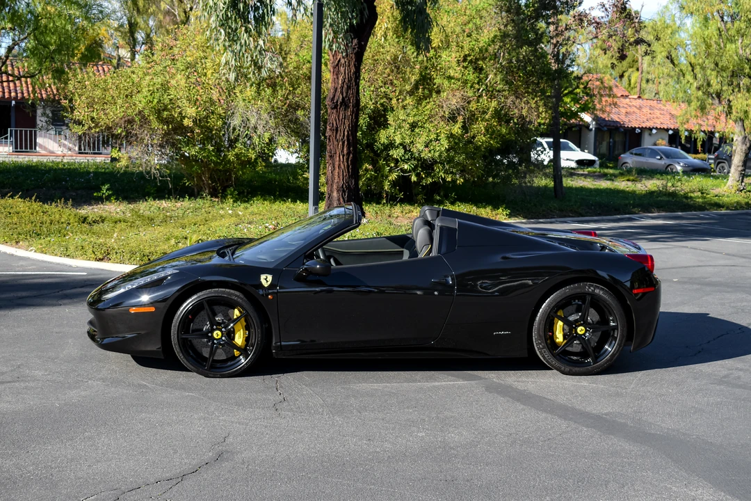 2014 Ferrari 458 Spider - Image 30 of 31