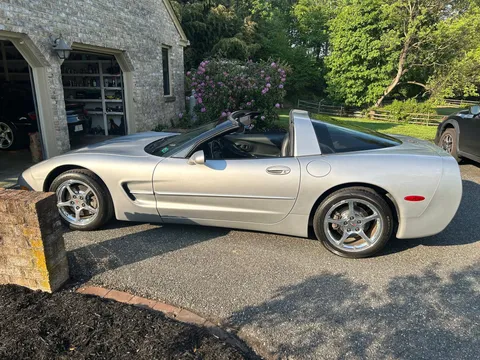 2001 Chevrolet Corvette C5 - Image 2 of 13