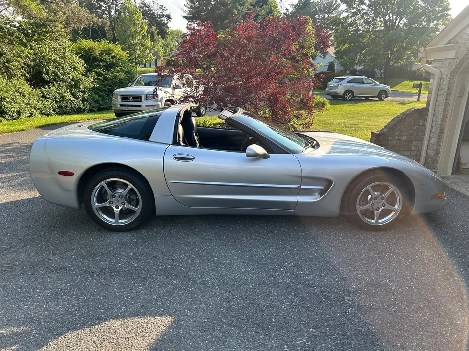 2001 Chevrolet Corvette C5 - Image 1 of 13