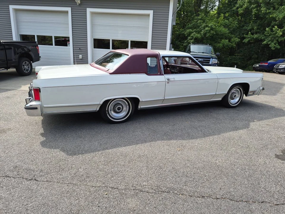 1978 Lincoln Continental 5th Gen - Image 2 of 8