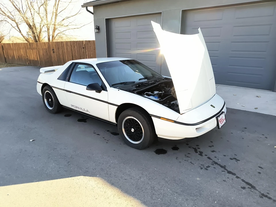 1988 Pontiac Fiero Formula - Image 16 of 31