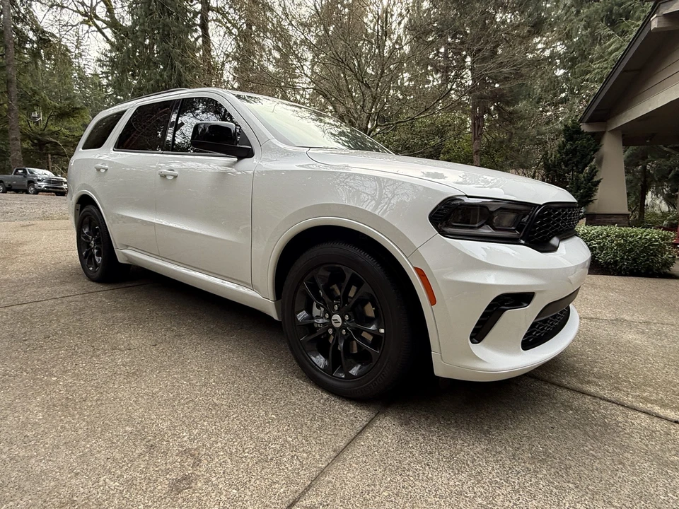 2025 Dodge Durango 3rd Gen - Image 15 of 31