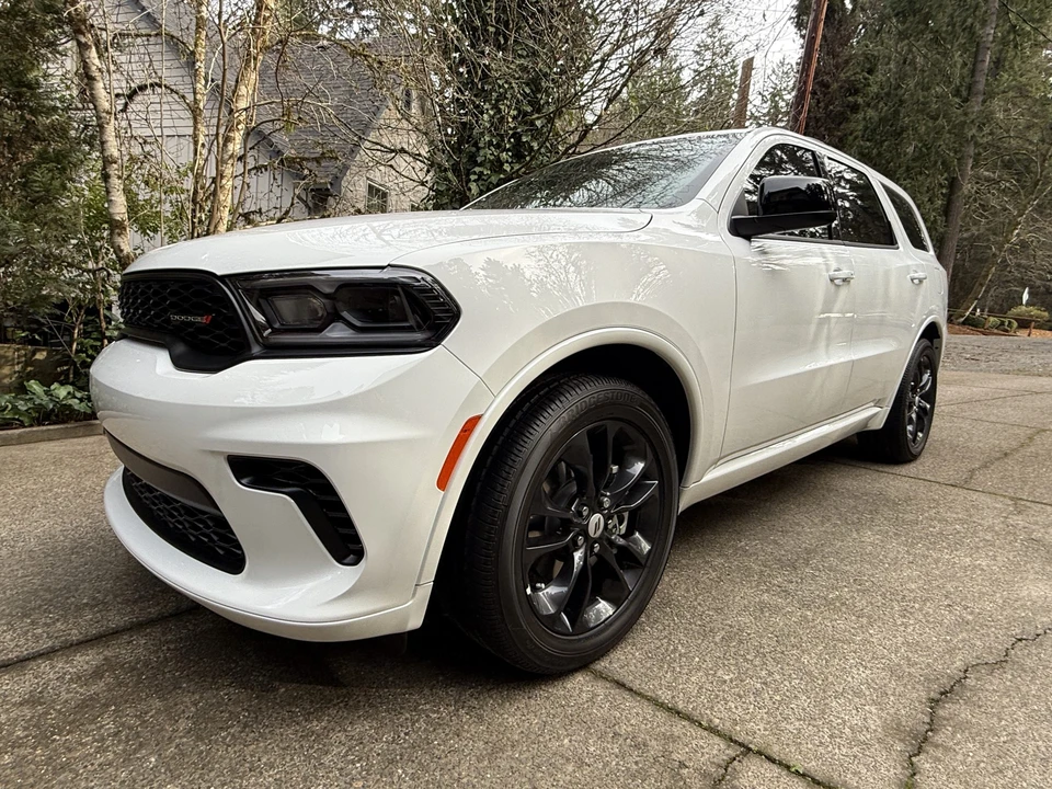 2025 Dodge Durango 3rd Gen - Image 3 of 31