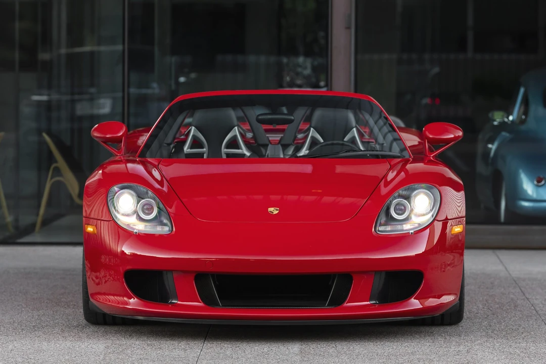 2005 Porsche Carrera GT - Image 8 of 31