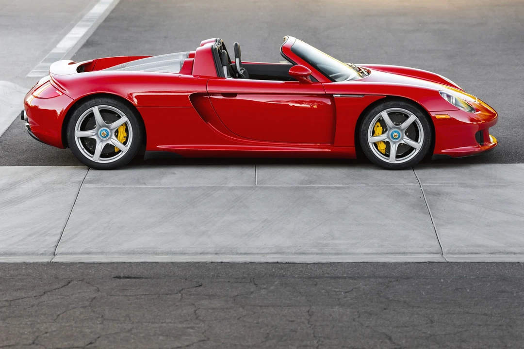 2005 Porsche Carrera GT - Image 23 of 31