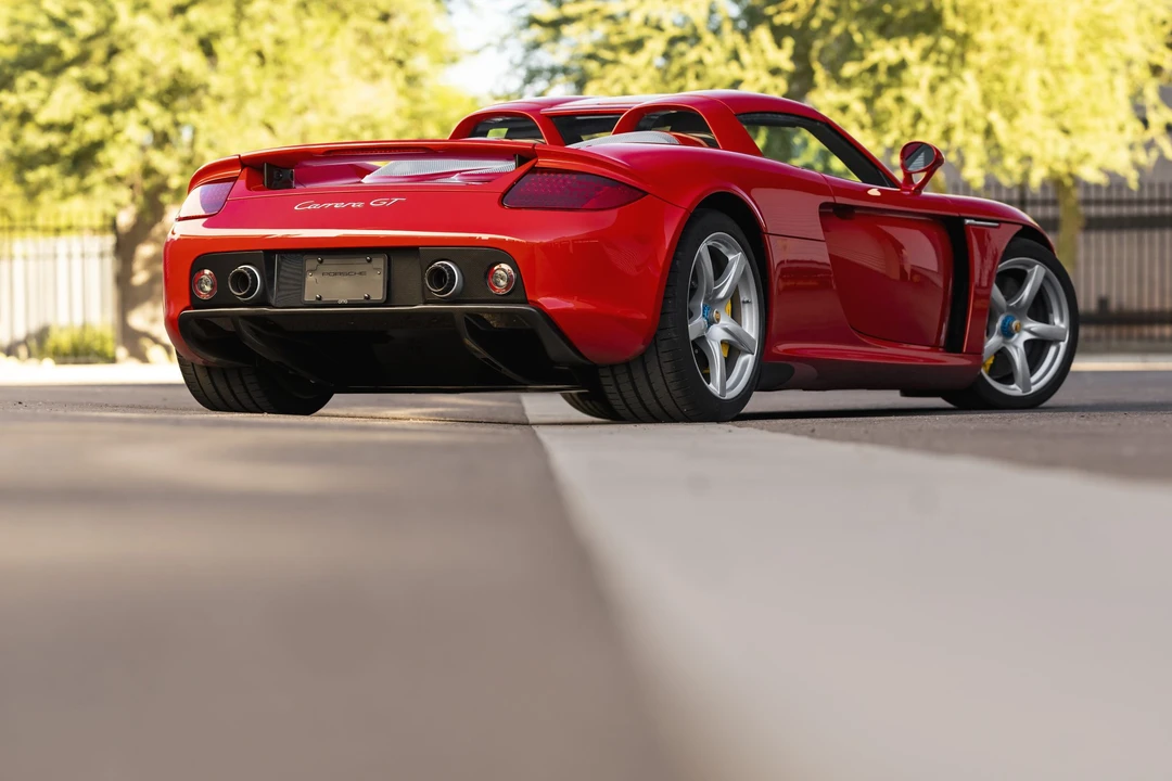 2005 Porsche Carrera GT - Image 6 of 31