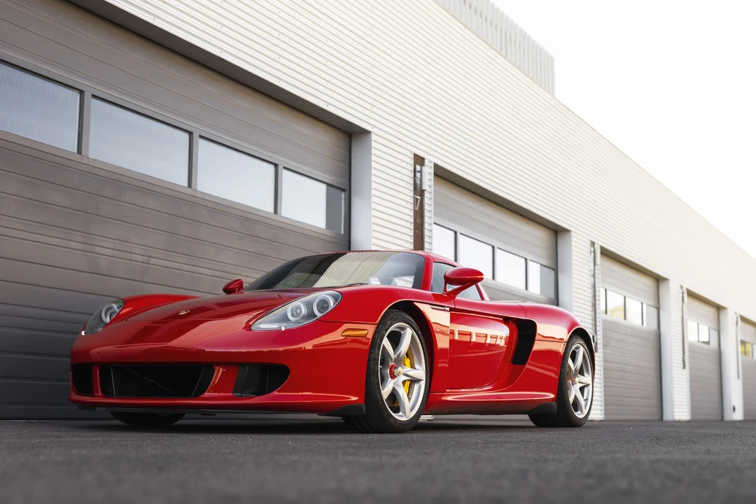 2005 Porsche Carrera GT - Image 2 of 31