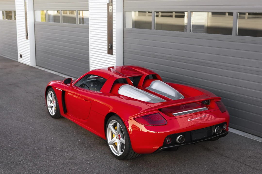 2005 Porsche Carrera GT - Image 4 of 31