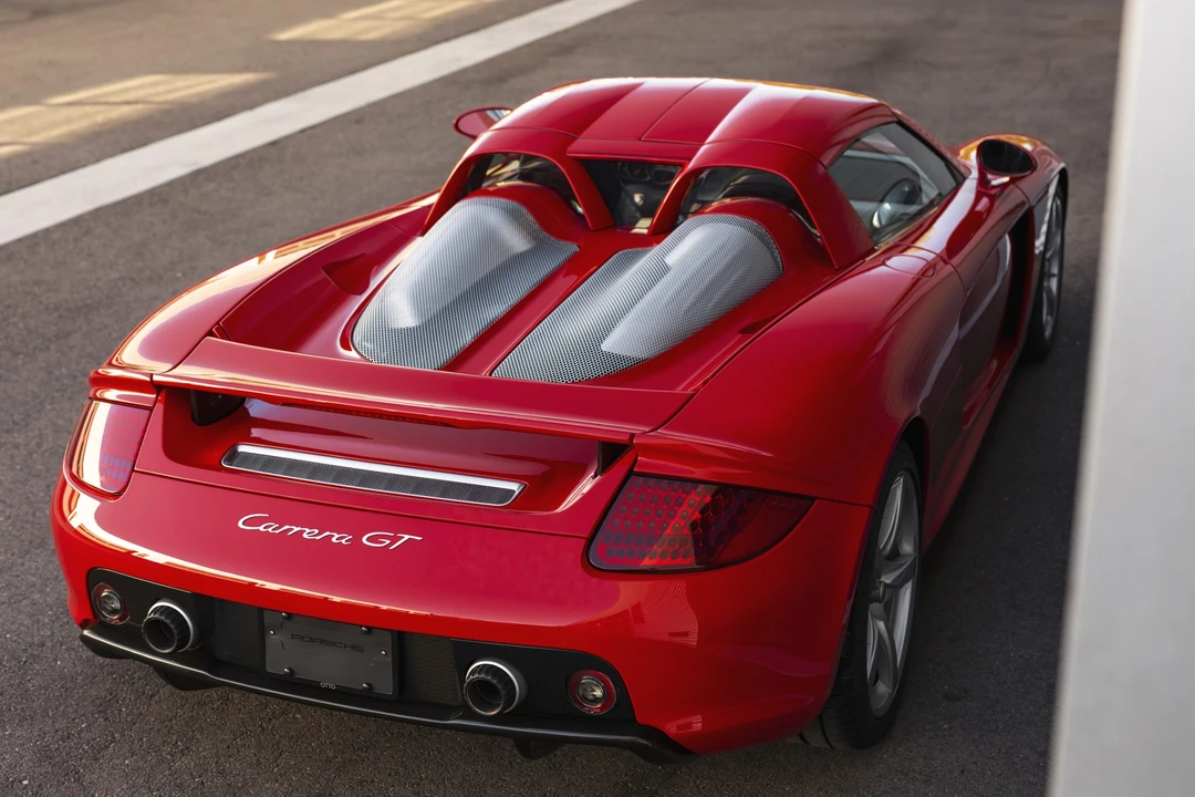 2005 Porsche Carrera GT - Image 5 of 31