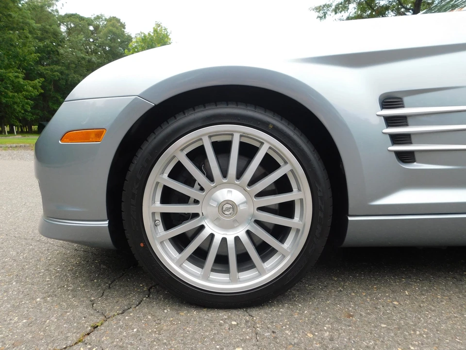 2005 Chrysler Crossfire - Image 28 of 31