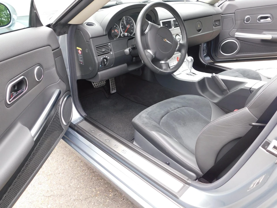 2005 Chrysler Crossfire - Image 31 of 31