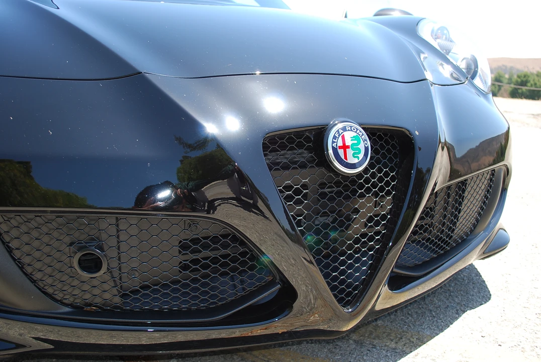 2017 Alfa Romeo 4C Coupe - Image 27 of 31