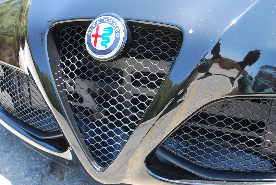 2017 Alfa Romeo 4C Coupe - Image 28 of 31