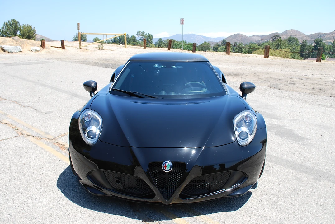 2017 Alfa Romeo 4C Coupe - Image 4 of 31