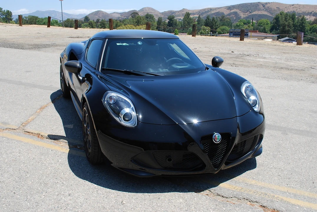 2017 Alfa Romeo 4C Coupe - Image 6 of 31