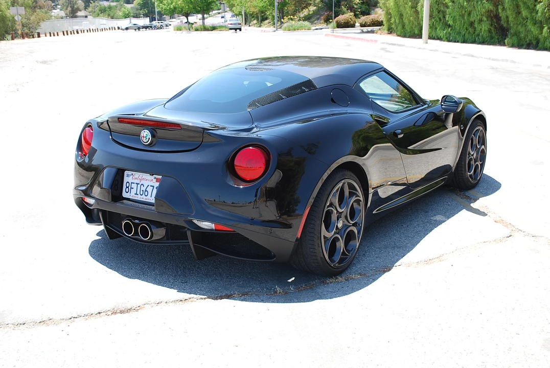 2017 Alfa Romeo 4C Coupe - Image 11 of 31