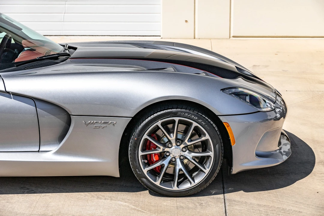 2017 Dodge Viper 5th Gen - Image 19 of 31