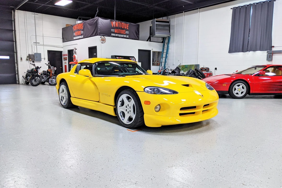 2002 Dodge Viper 2nd Gen - Image 29 of 31