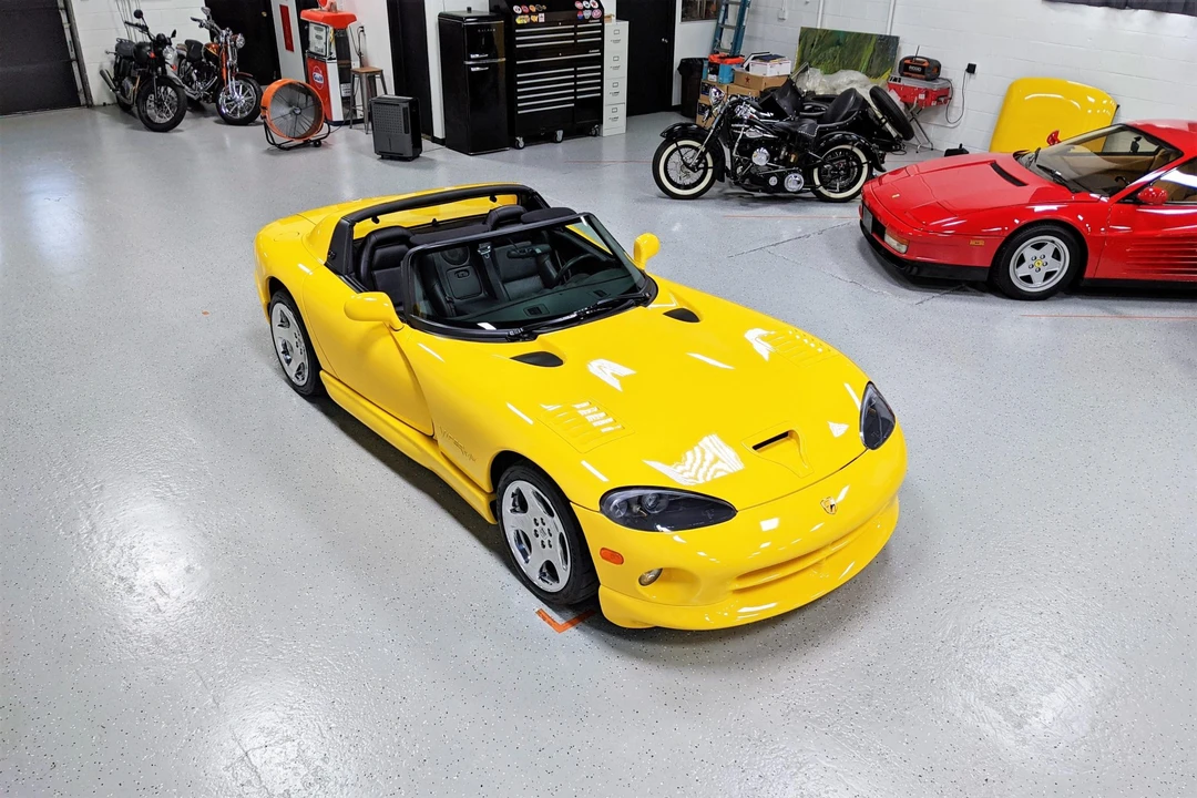 2002 Dodge Viper 2nd Gen - Image 14 of 31