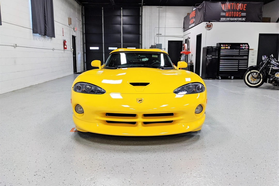 2002 Dodge Viper 2nd Gen - Image 30 of 31