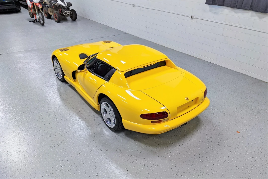 2002 Dodge Viper 2nd Gen - Image 22 of 31
