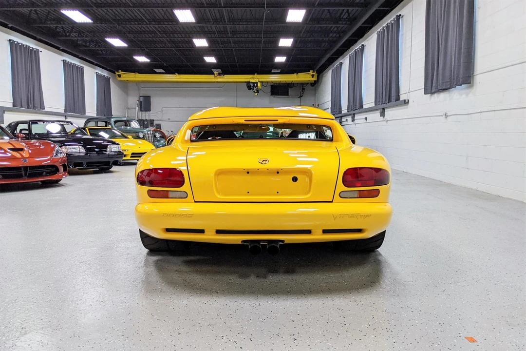 2002 Dodge Viper 2nd Gen - Image 24 of 31