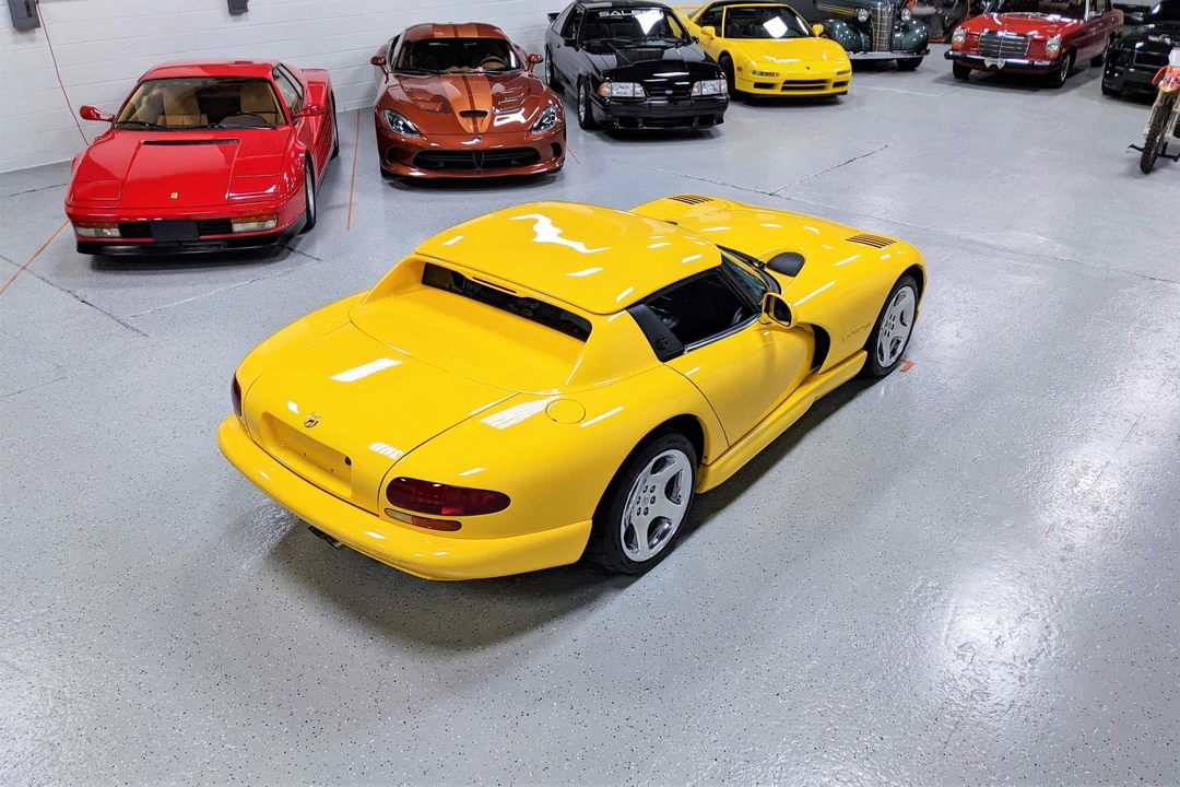 2002 Dodge Viper 2nd Gen - Image 26 of 31