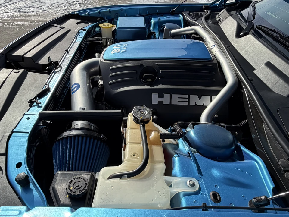 2010 Dodge Challenger 3rd Gen - Image 3 of 31