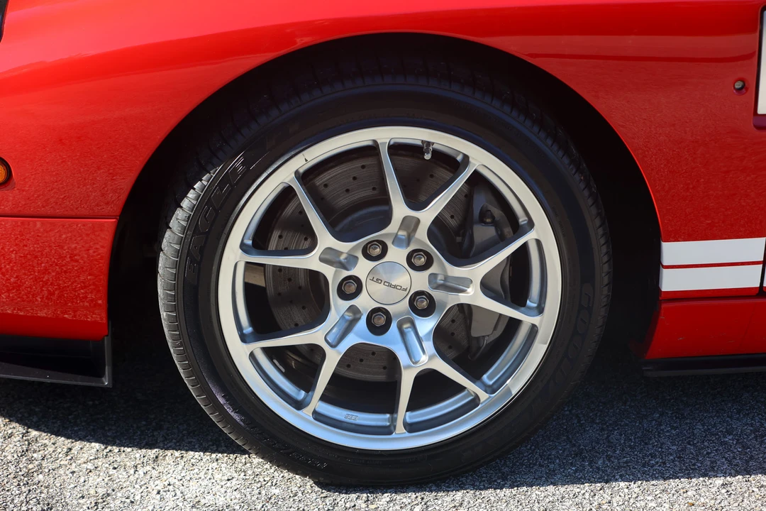 2005 Ford GT 1st Gen - Image 16 of 31
