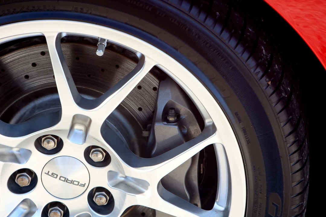 2005 Ford GT 1st Gen - Image 17 of 31