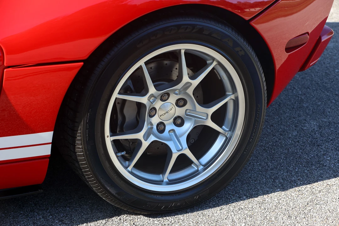 2005 Ford GT 1st Gen - Image 30 of 31