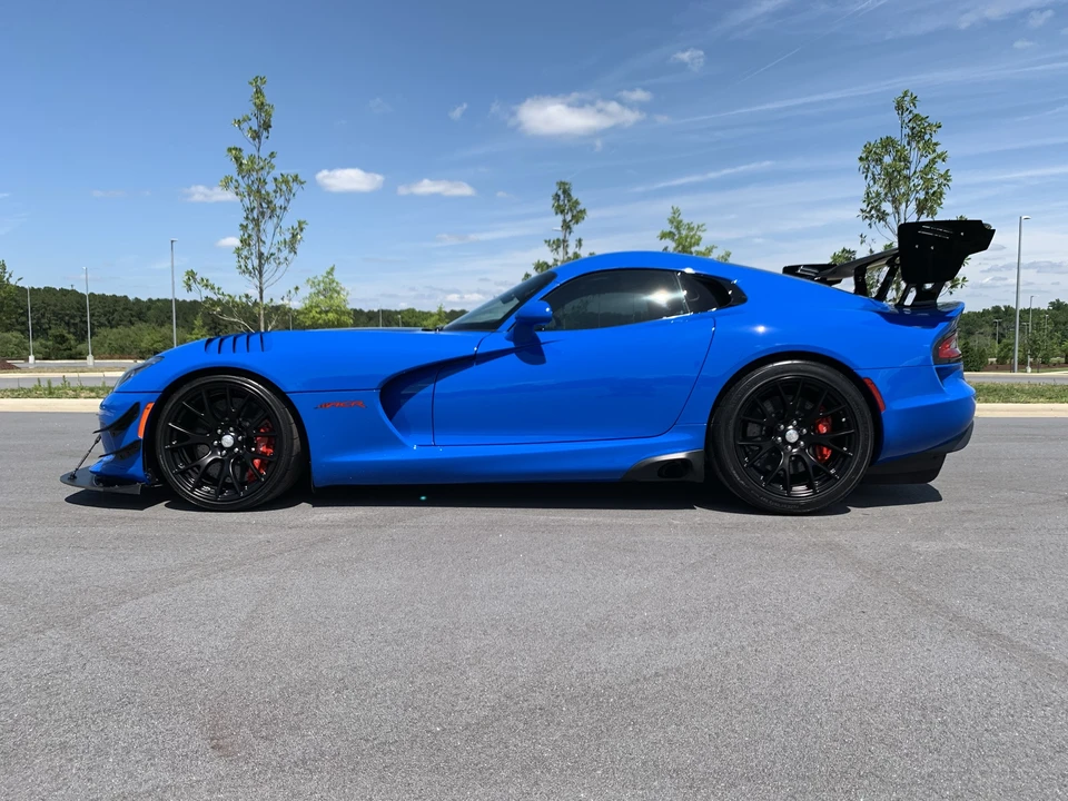 2016 Dodge Viper ACR 5th Gen - Image 4 of 31