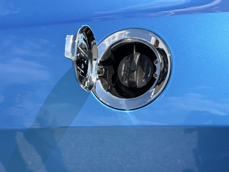 2010 Dodge Challenger 3rd Gen - Image 25 of 31