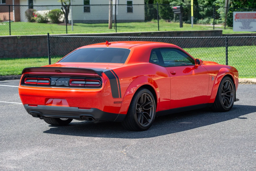 2023 Dodge Challenger SRT Hellcat 3rd Gen - Image 8 of 31